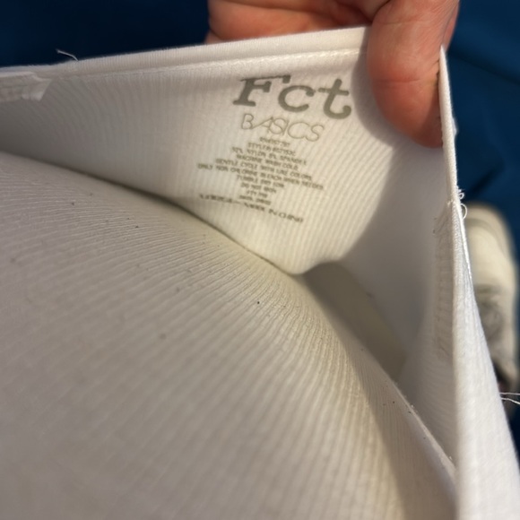 fct basics White Ribbed Tank Top with Silver Accents size large - Picture 4 of 4